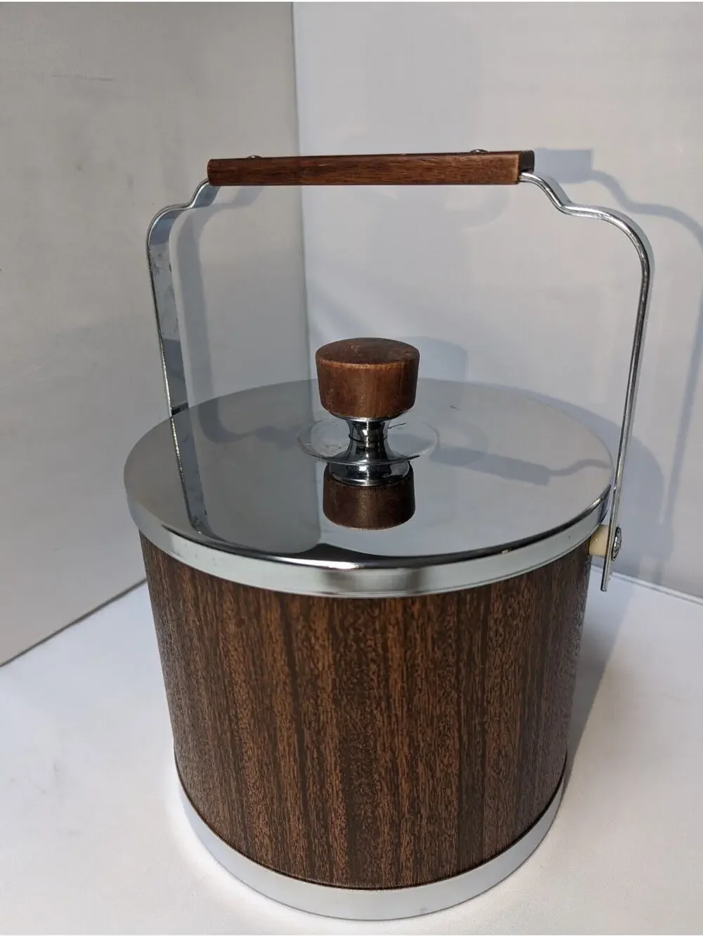MCM ice bucket Made‎ In USA Chrome and Wood Look.
